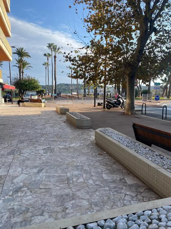 Apartment Beach-Studio Antibes